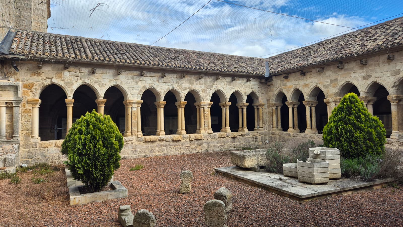 F5 Claustro Colegiata_12-04-2026